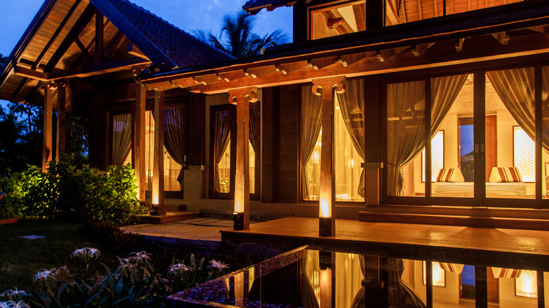 Rus qizlari yigitlarning ogziga singdirish (video) Yetuk jinsiy aloqa